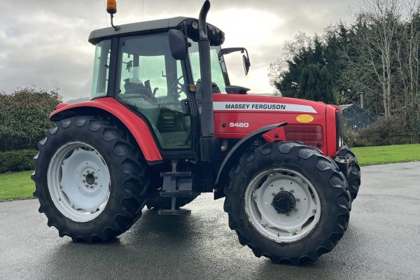 Massey Ferguson 5460
