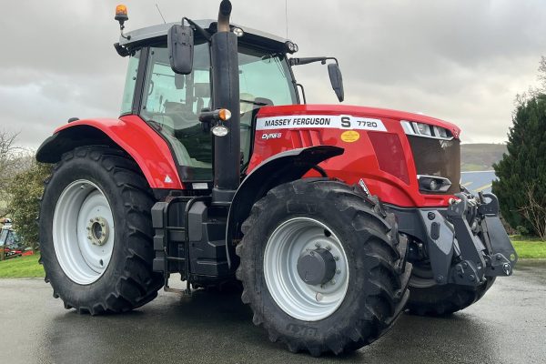 Massey Ferguson 7720S