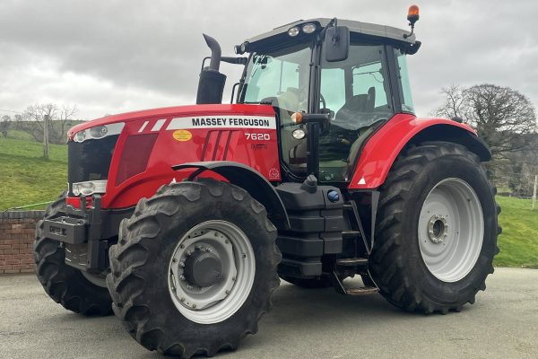 Massey Ferguson 7620