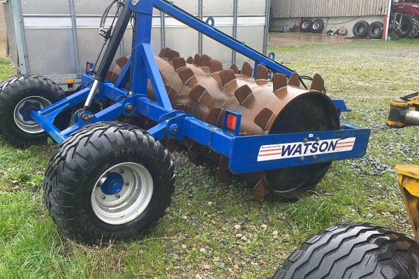 Walter Watson Bladed Roller Aerator