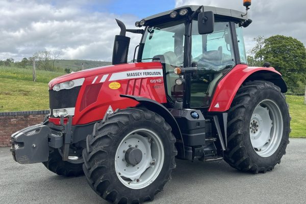 Massey Ferguson 6616