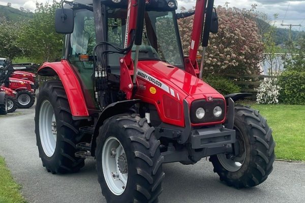 Massey Ferguson 5455