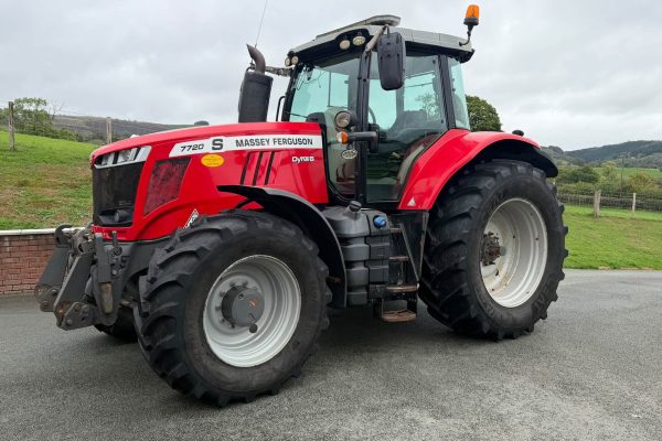 Massey Ferguson 7720S